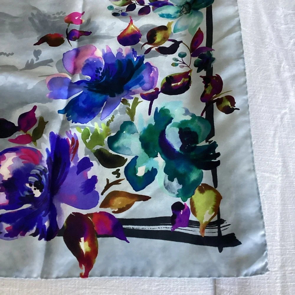 Elizabetta 100% Silk Scarf Blue Floral Italian Botanical Design - Picture 5 of 13